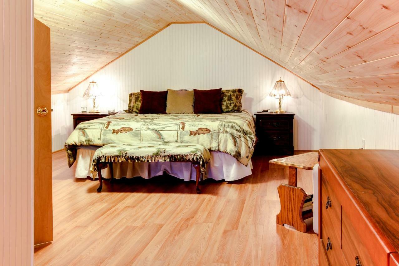 Scenic Bay Float Home Hideaway Athol 外观 照片