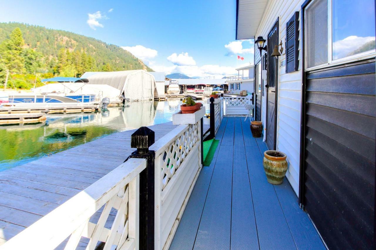 Scenic Bay Float Home Hideaway Athol 外观 照片
