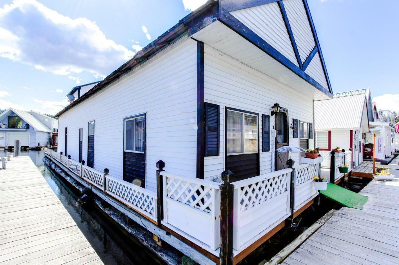 Scenic Bay Float Home Hideaway Athol 外观 照片