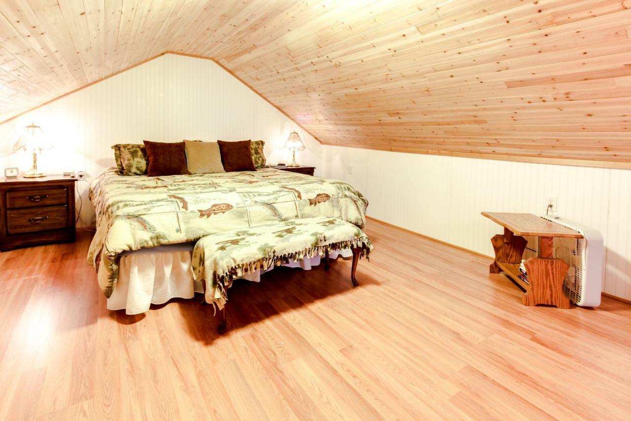 Scenic Bay Float Home Hideaway Athol 外观 照片