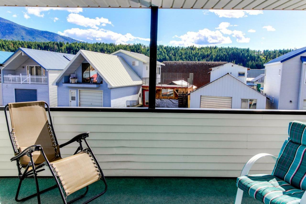 Scenic Bay Float Home Hideaway Athol 外观 照片